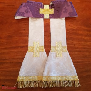 Reversible stole