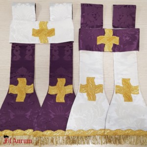 Two reversible stoles