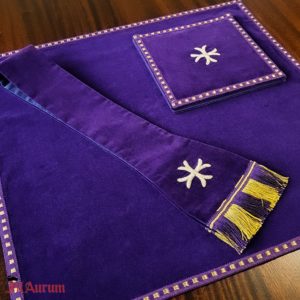 Embroidered pieces for a Low Mass set